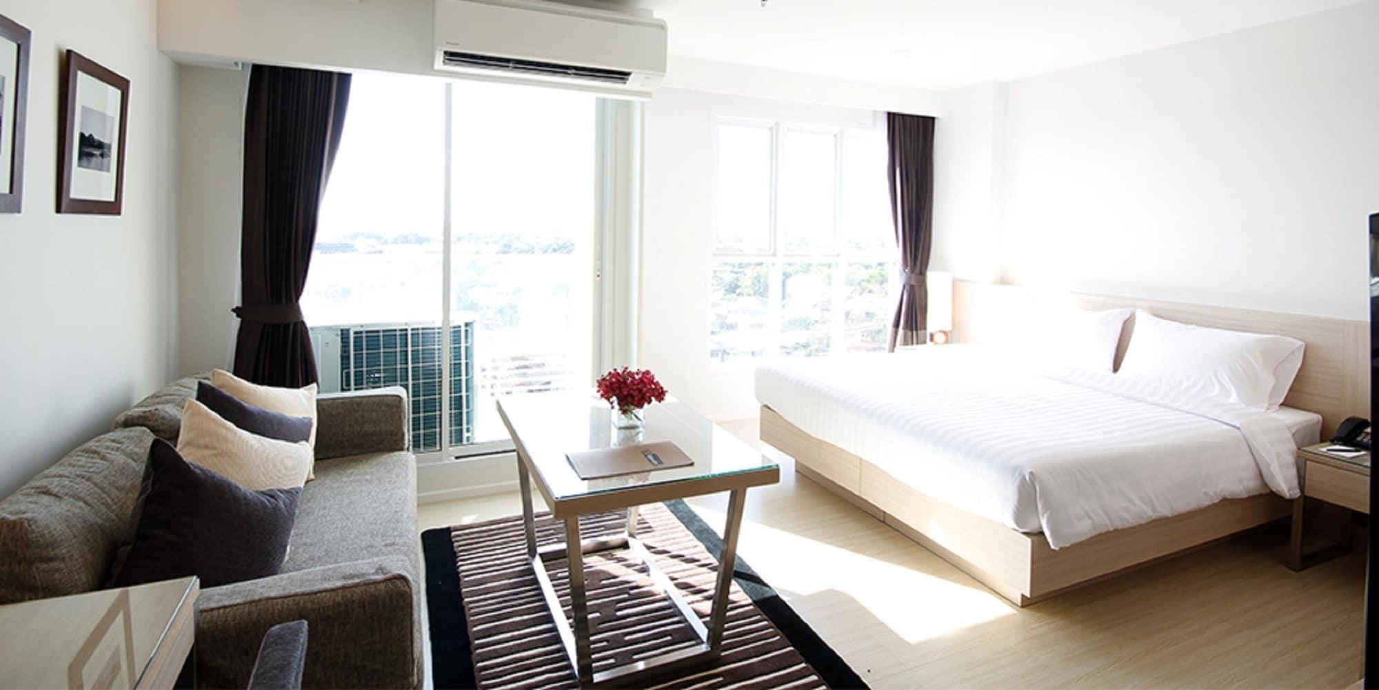 Classic Kameo Hotel & Serviced Apartments, Ayutthaya Buitenkant foto