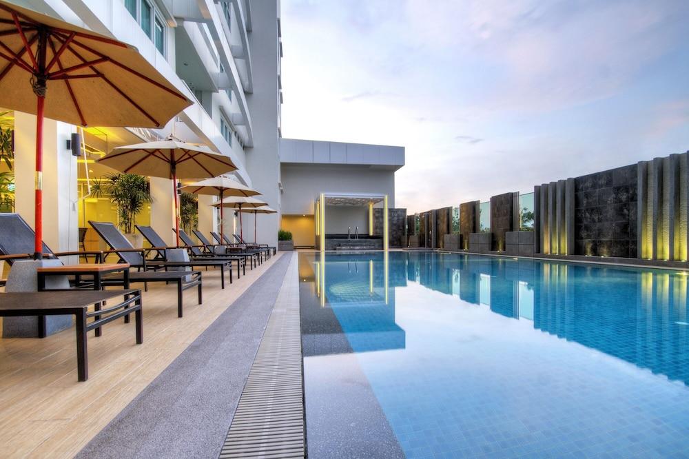 Classic Kameo Hotel & Serviced Apartments, Ayutthaya Buitenkant foto